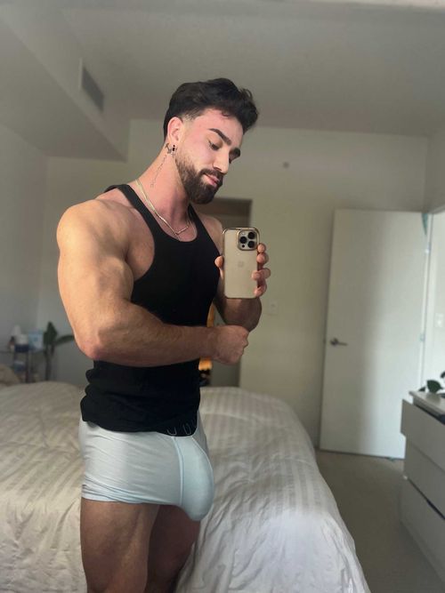 Skyler Flexes Shredtacular Onlyfans Nude And Photos