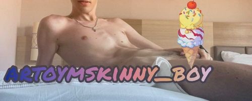 artoymskinny_boy nude