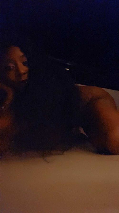 isisthegoddessbowdown nude