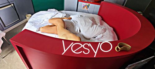 yesyo nude